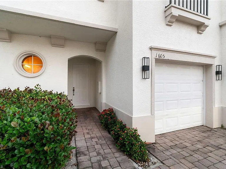 7009 Romana Way #1605 — Photo 2