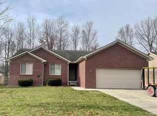 4091 Janice Ave, Fort Gratiot, MI 48059