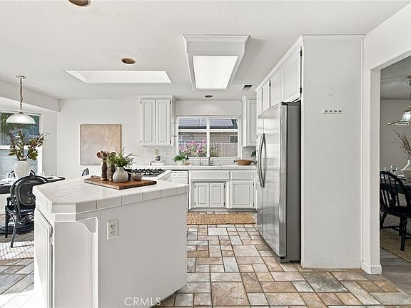 2nd image of 2655 Chantel Way