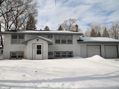 1335 7th Ln, Anoka, MN, 55303