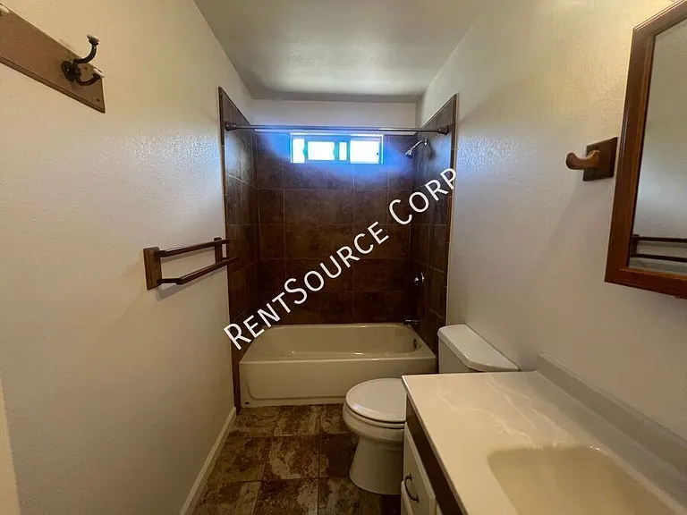 36854 Hayward Ave — Photo 13