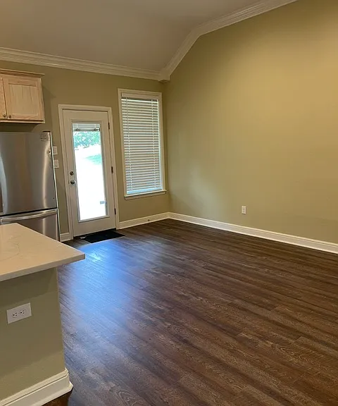 12600 Plassmeyer Pl — Photo 3