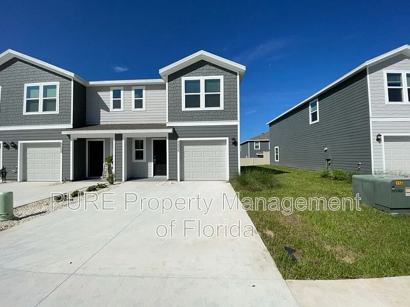 3 bed, 3.0 bath, 1458 sqft, $1,695 — Photo 1