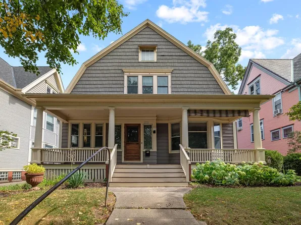 2910 South Logan AVENUE, Milwaukee, WI 53207