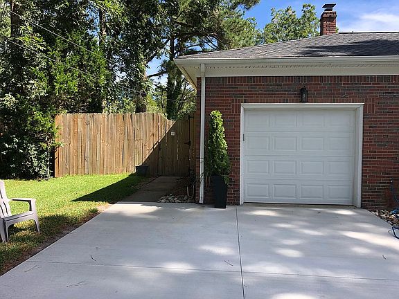 2nd image of 1412 Shamrock Ave