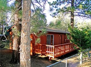376 Highland Ln, Sugarloaf, CA 92386