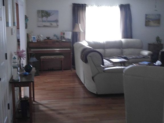 From entry hall to family rm