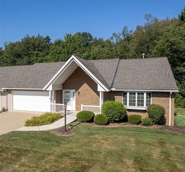 1st image of 282 Park Place Dr