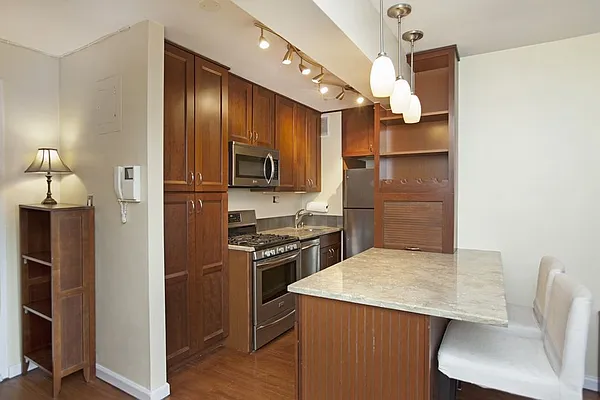 Sold by Platinum Properties | media 12