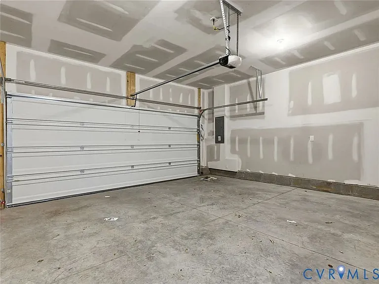 13813 Riverlight Dr — Photo 22