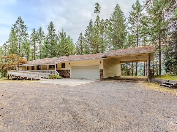 325 Westwood Terrace Dr, Orofino, ID 83544