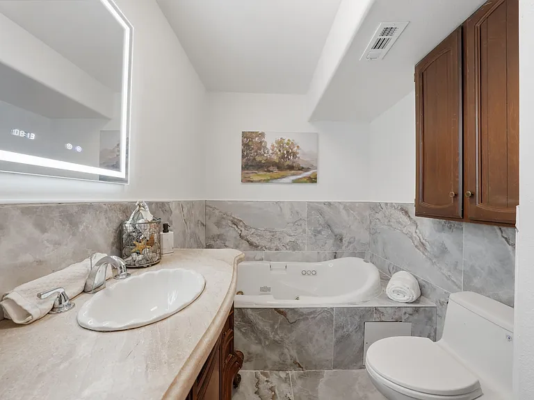 3426 Pierson St — Photo 18