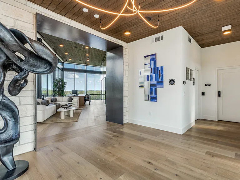 Pearl Bee Cave | Bee Cave, Texas | New Apartment Homes