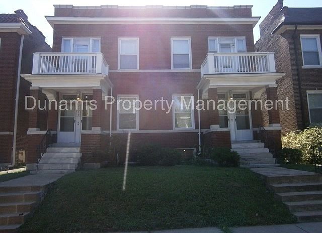 1st image of 2352 Lawrence St