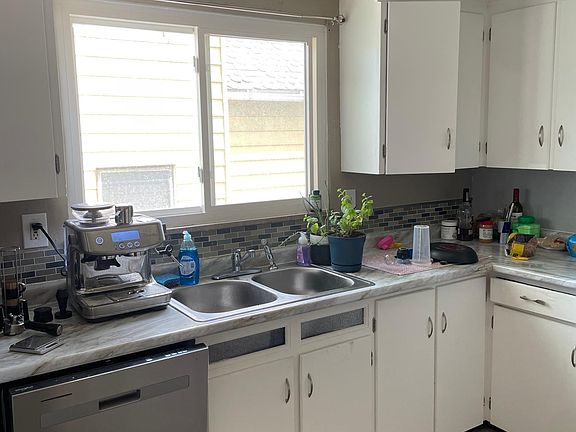 2nd image of 1634 Cohassett Ave