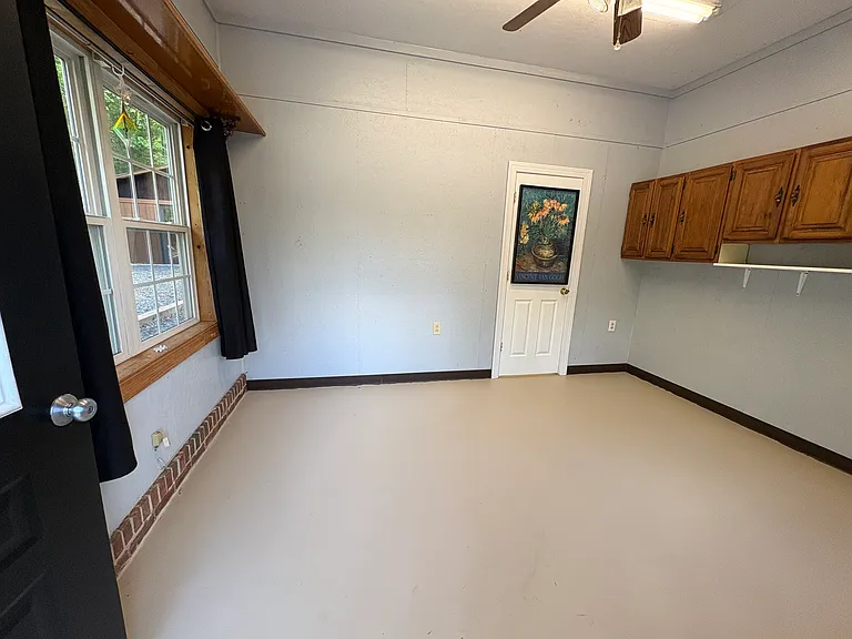 Office/bedroom