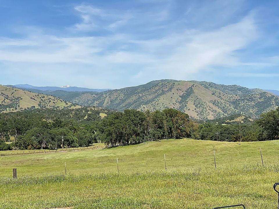 2nd image of 30321 Watts Valley