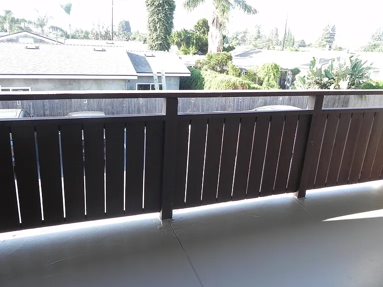 Chapman Villas Apartments — Photo 15