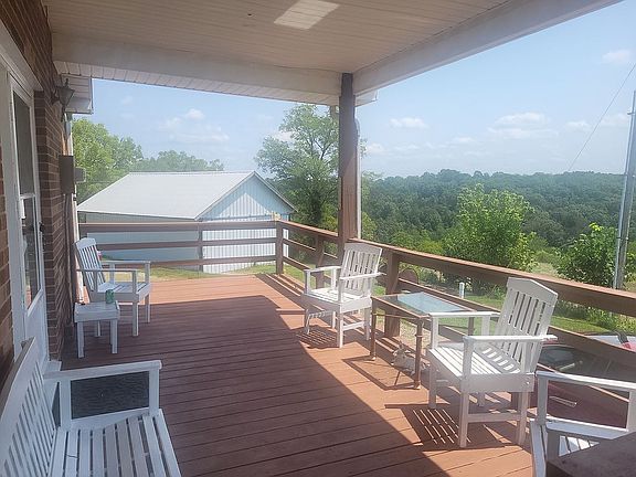 2nd image of 4185 Chipman Ridge Rd