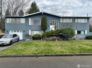 8704 216th St SW, Edmonds, WA 98026