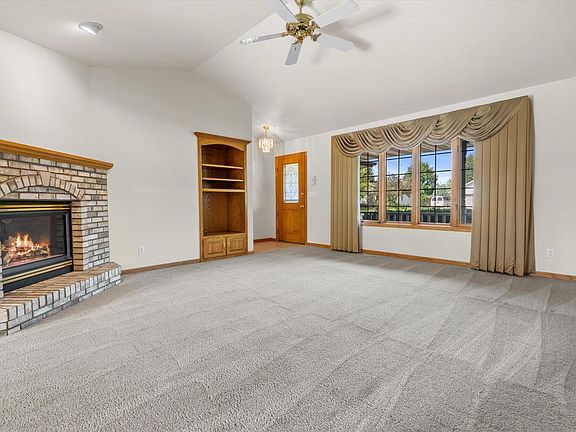 2nd image of W2419 Falcon COURT