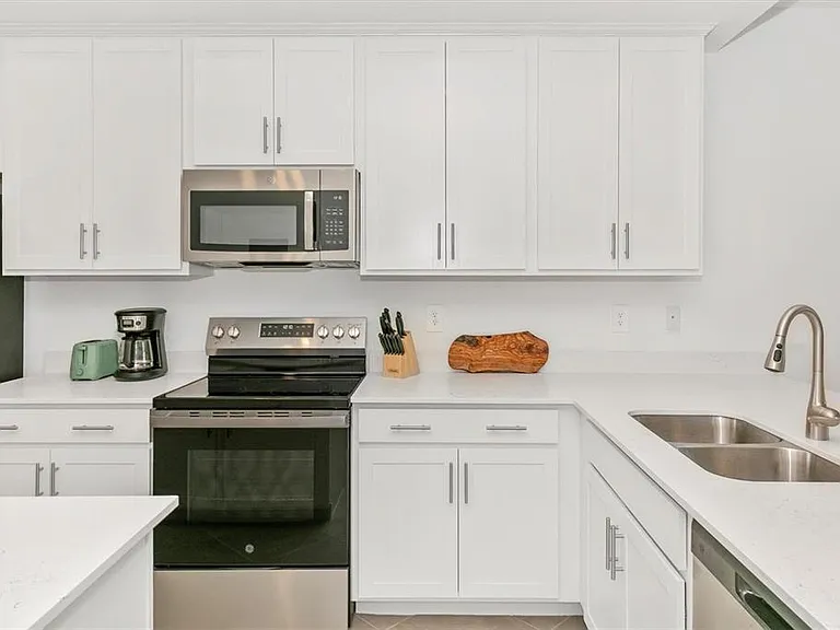 12320 Wellen Golf St #204 — Photo 11