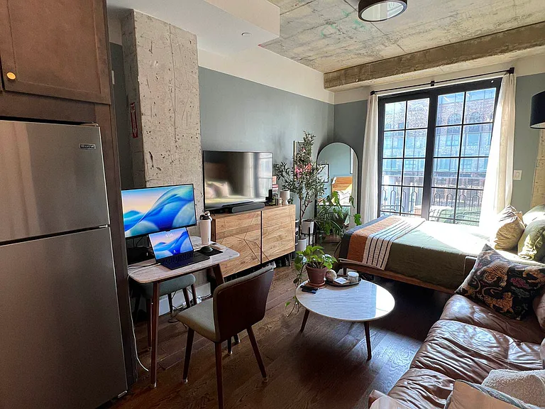 187 Kent Ave #807 — Photo 1