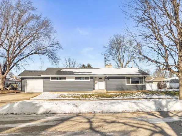 2211 Hawthorne AVENUE, Janesville, WI 53545