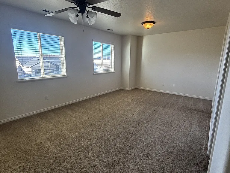 2431 E Ox Yoke Dr — Photo 15
