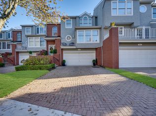 60 Rivergate Way, Long Branch, NJ 07740