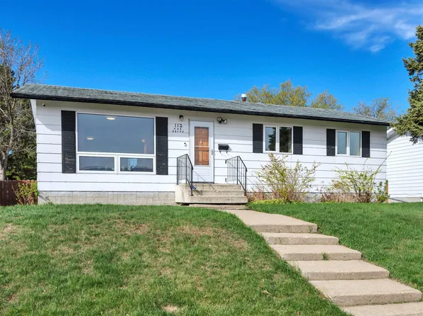 112 Oak Dr, Wetaskiwin, AB T9A 2E7