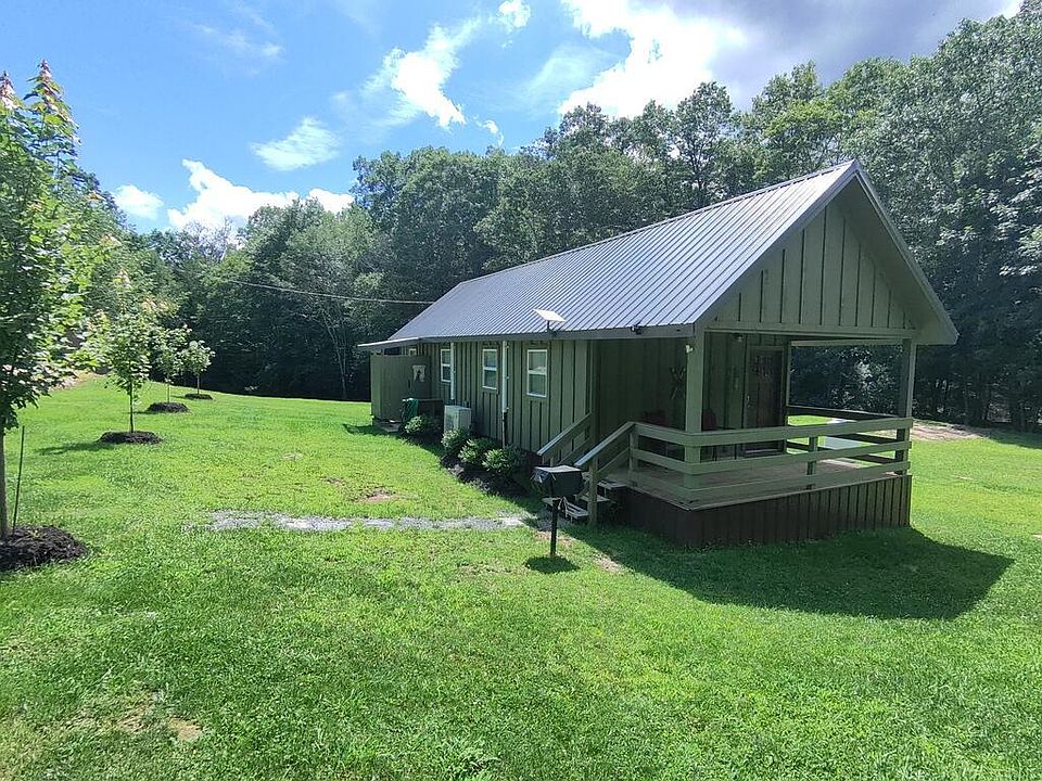 1st image of 68 Rhododendron Dr