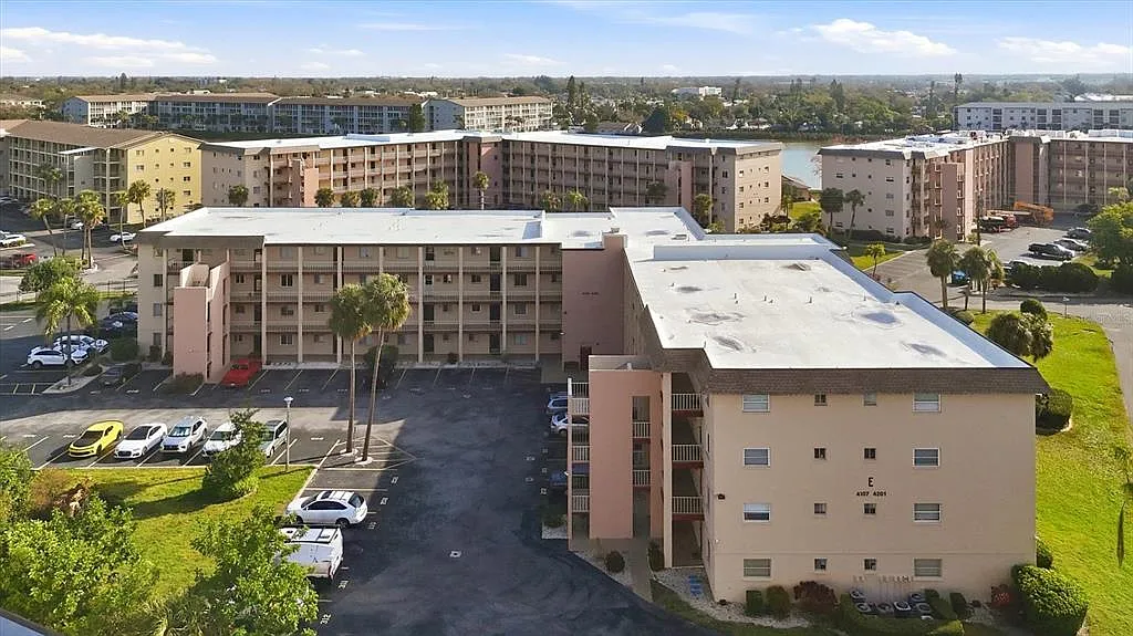 2 bed, 2.0 bath, 1144 sqft, $1,500 — Photo 2