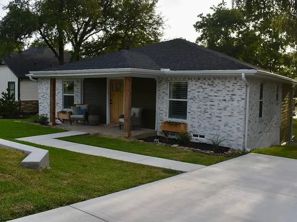 180 Shoreline Rd, East Tawakoni, TX 75472