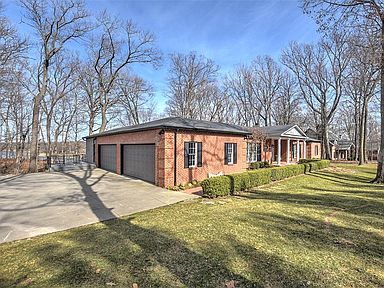 3190 Woodland Shores Dr, Decatur, IL 62521 | Zillow