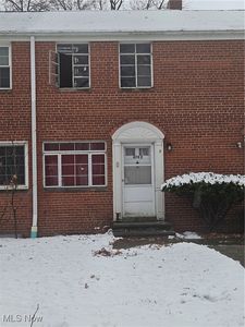 470 Kenwood Dr APT D, Euclid, OH, 44123