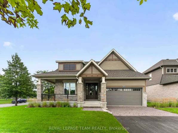513 Bridgeport Ave, Ottawa, ON K4M 0E9
