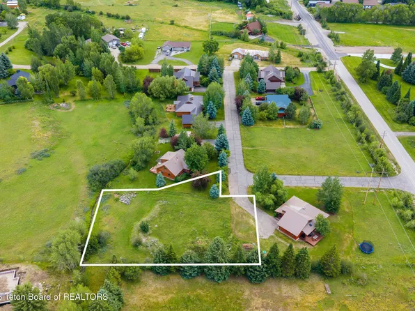 184 Crystal Run Rd, Victor, ID 83455