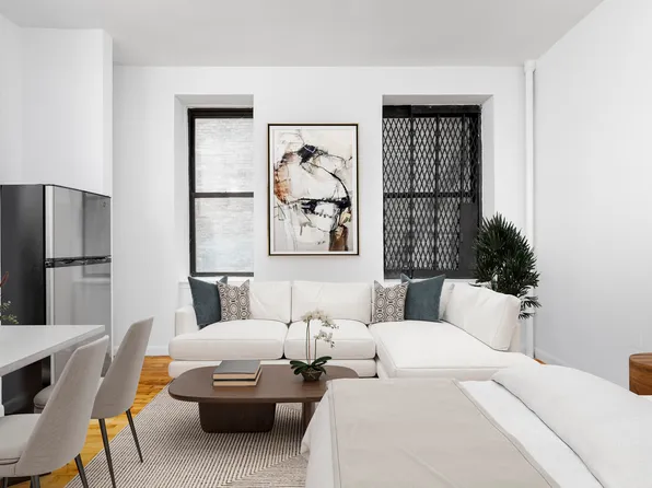 102 West 80th Street image 4 of 10