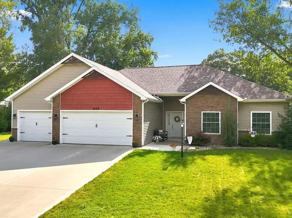 1338 N Santorini Dr, Warsaw, IN 46580
