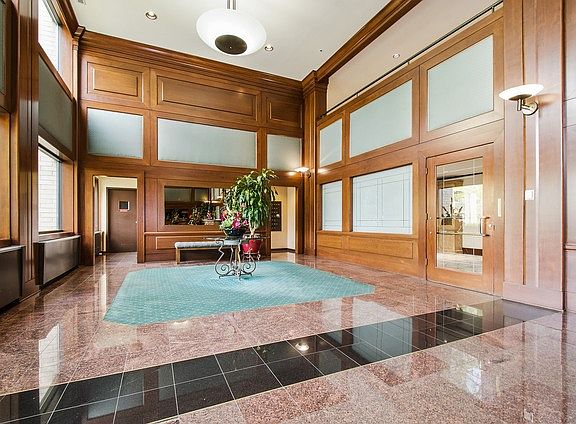 3rd image of 4545 W Touhy Ave APT 324
