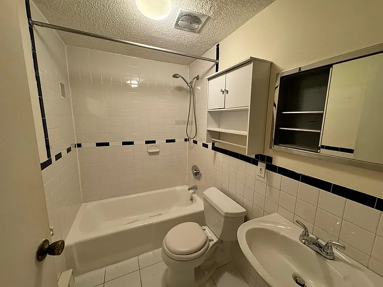 97 Beacon St — Photo 11