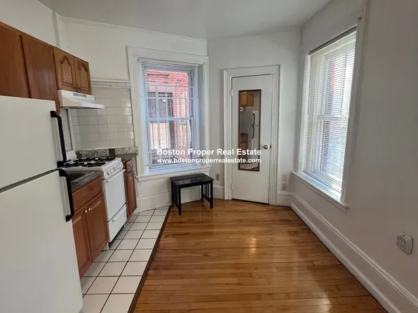 109 Dartmouth St, Boston, MA