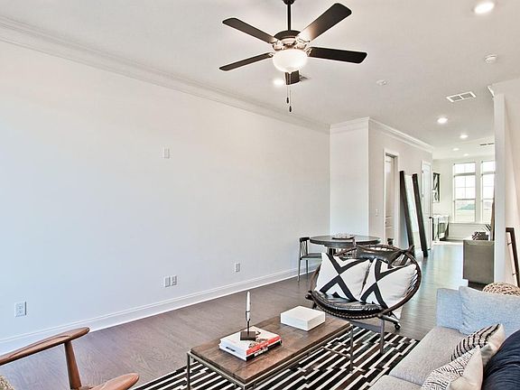 2430 Figaro Drive Elevation Image 4