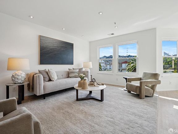 3rd image of 405 Dolores St #301