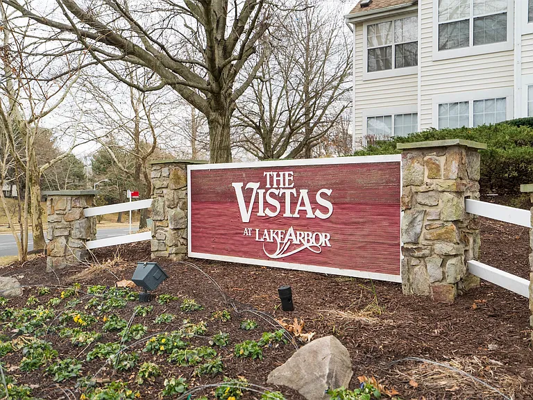 10403 Beacon Ridge Dr #1 — Photo 4