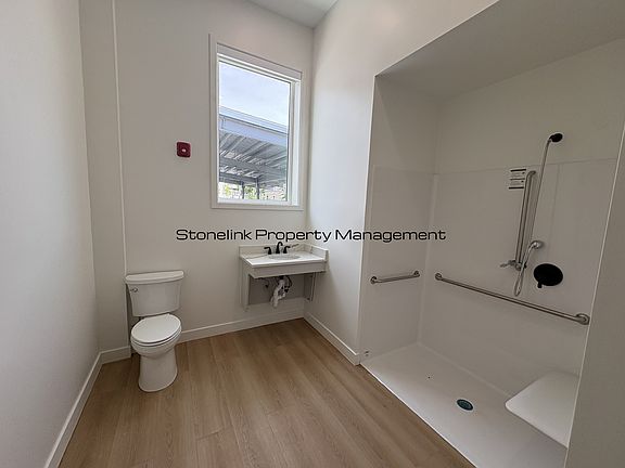 5th image of 265 Manton Ave #202