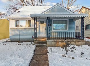 412 Massoit St, Clawson, MI 48017