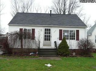 326 Bon Air Ave, Elyria, OH 44035