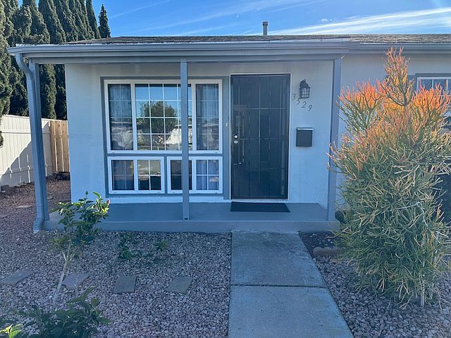 1st image of 3529 Luna Ave